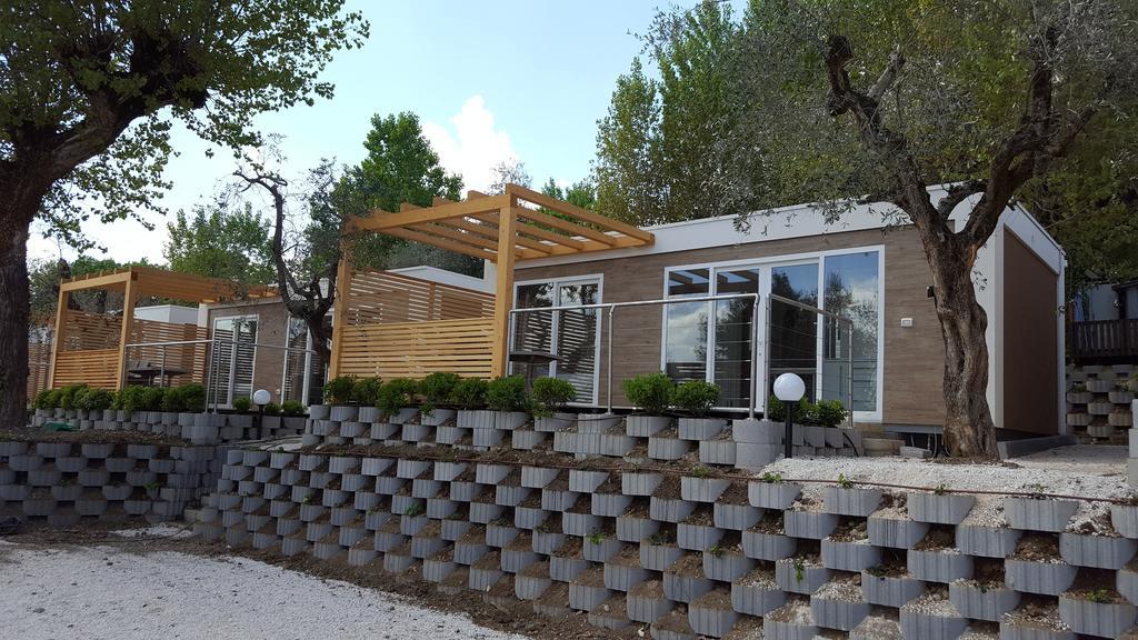 Campeggio Delle Rose Moniga del Garda Exterior foto